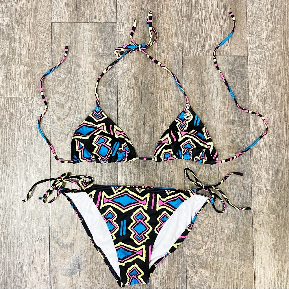 Billabong Tribal Print String Bikini